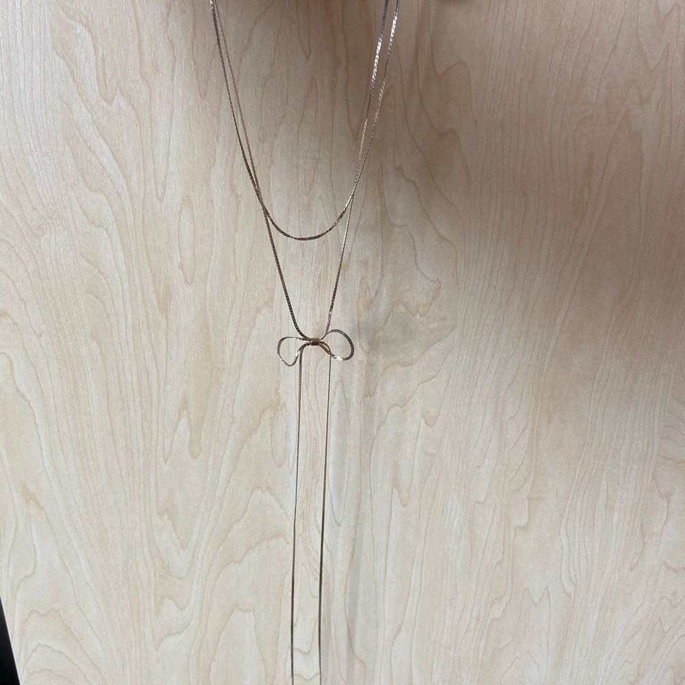 Layered bow gold necklace